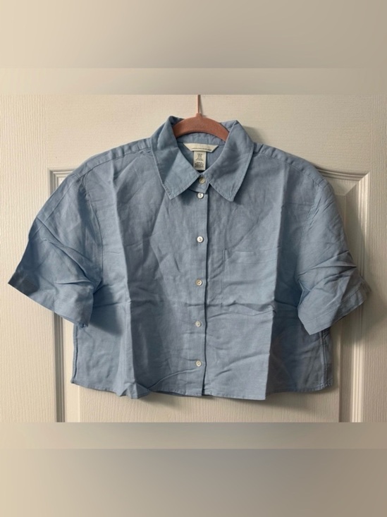 H&M Tops - H&M Light Blue Cropped oversized LINEN-BLEND SHIRT